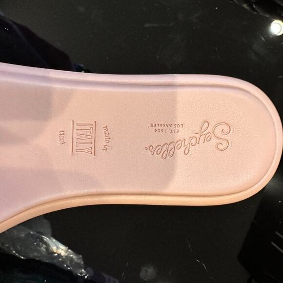 Seychelles Bellissima Sandal in Nude V-Leather | LIKE NEW - Picture 5 of 5